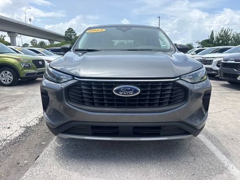 Used 2025 Ford Escape Active FWD image 8