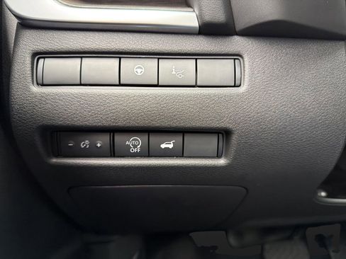 New 2026 Nissan Rogue Platinum image 28