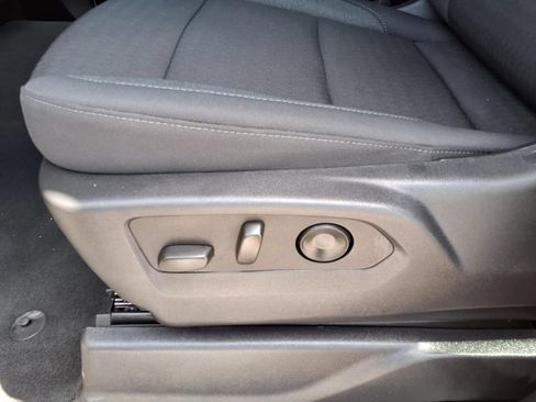 Used 2026 Chevrolet Silverado 1500 Custom w/ Turbomax Blackout Package RWD image 25