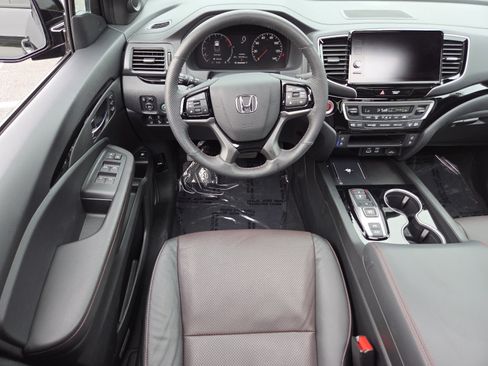 Used 2024 Honda Ridgeline Black Edition image 33