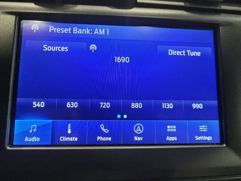 Used 2020 Ford Fusion SE image 25