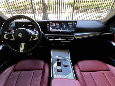 Certified 2023 BMW 330i Sedan w/ M Sport Package image 15