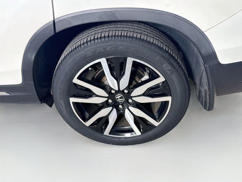 Used 2019 Honda Pilot Touring image 41