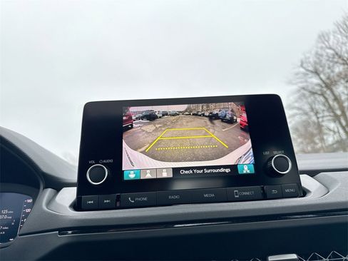 Used 2023 Honda Accord EX image 23