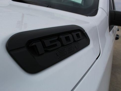 Used 2025 RAM 1500 Big Horn image 9