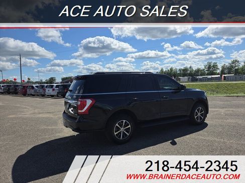 Used 2021 Ford Expedition XL image 3