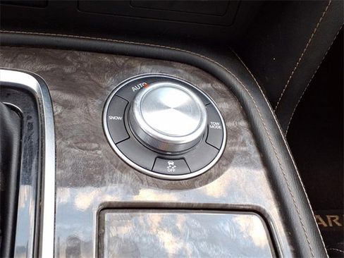 Used 2021 Nissan Armada Platinum w/ Captain's Chairs Package image 19