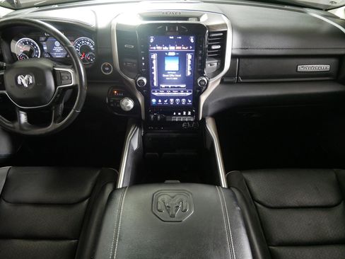 Used 2019 RAM 1500 Laramie image 10