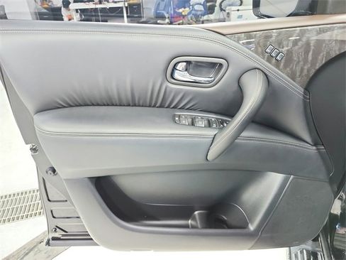 Used 2024 Nissan Armada Platinum w/ Cargo Package image 34