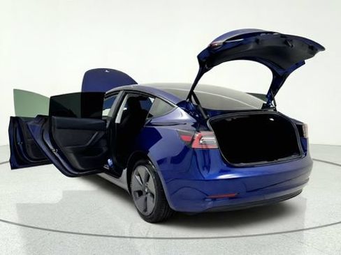 Used 2023 Tesla Model 3 Standard Range RWD image 16