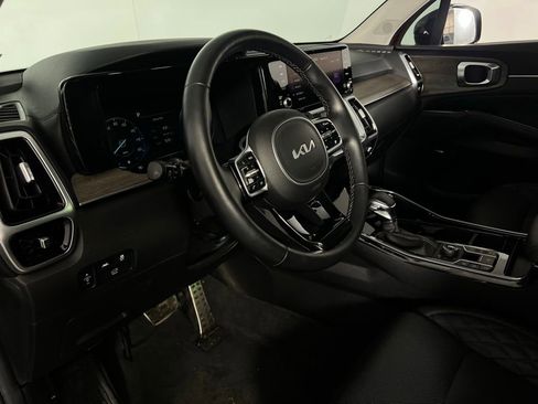 Used 2022 Kia Sorento SX Prestige image 23