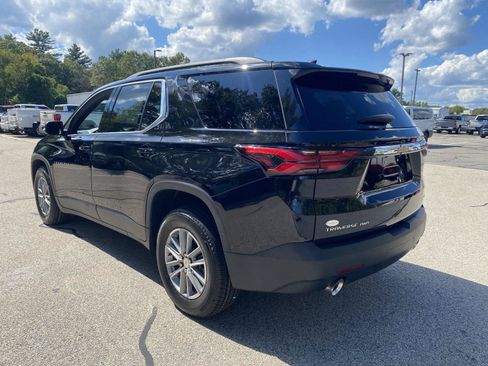 Used 2023 Chevrolet Traverse LT w/ LPO, Floor Liner Package AWD/4WD image 5