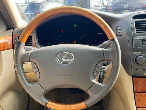 Used 2005 Lexus LS 430 image 22