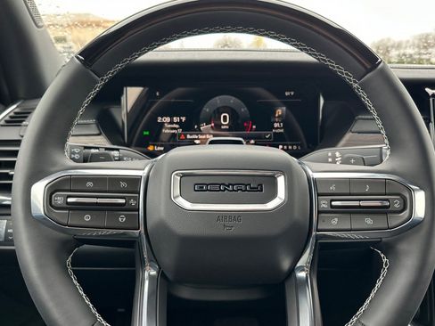 New 2026 GMC Acadia Denali w/ Super Cruise Package image 25