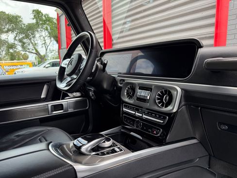Used 2021 Mercedes-Benz G 550 w/ Exclusive Interior Package image 27