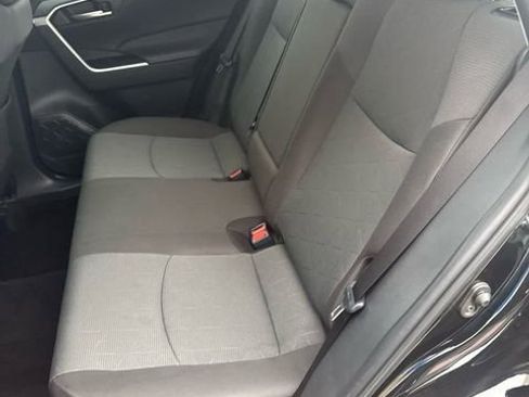 Used 2025 Toyota RAV4 XLE image 14