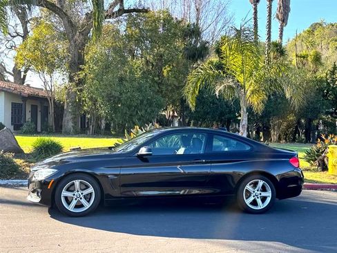 Used 2014 BMW 428i Coupe w/ Premium Package image 2