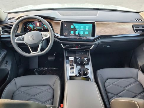 New 2026 Volkswagen Atlas SE image 6