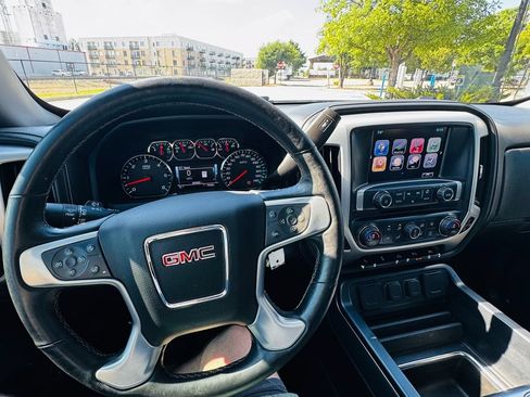 Used 2017 GMC Sierra 1500 SLT w/ SLT Premium Package RWD image 12
