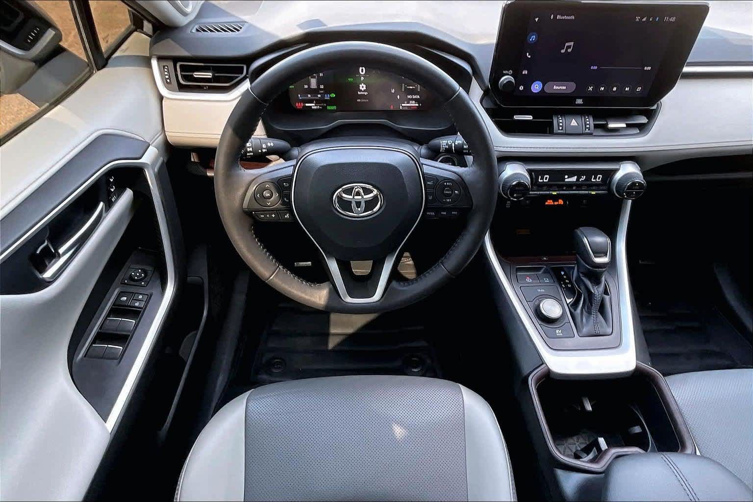 Used 2023 Toyota RAV4 Limited AWD/4WD image 13