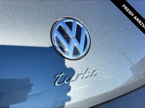 Used 2013 Volkswagen Beetle 2.0T image 21