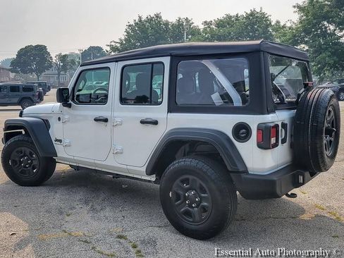 Used 2025 Jeep Wrangler Unlimited Sport AWD/4WD image 9