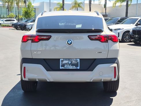 New 2026 BMW X2 xDrive28i w/ Technology Package AWD/4WD image 9