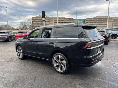 New 2026 Lincoln Navigator Black Label AWD/4WD image 5