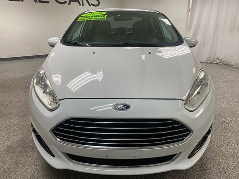 Used 2014 Ford Fiesta Titanium image 2