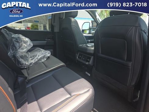 Used 2026 Ford F350 Lariat w/ Lariat Ultimate Package AWD/4WD image 12