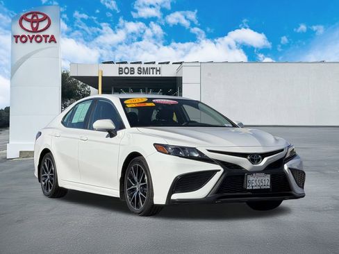 Certified 2023 Toyota Camry SE image 4