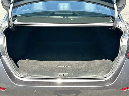 Used 2025 Nissan Sentra SV FWD image 28
