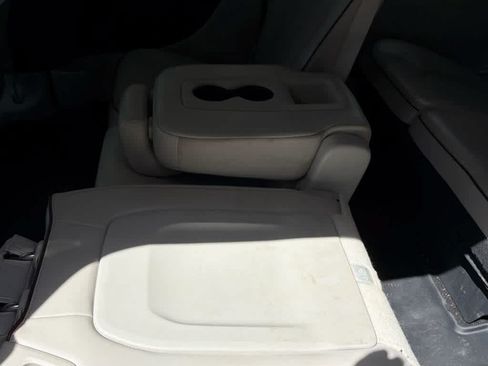 Used 2017 Chrysler Pacifica Limited FWD image 20