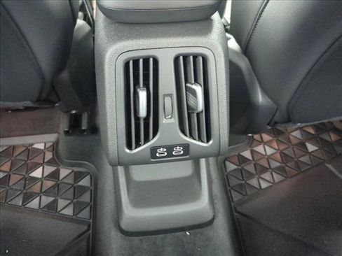 Used 2025 BMW X1 xDrive28i AWD/4WD image 25