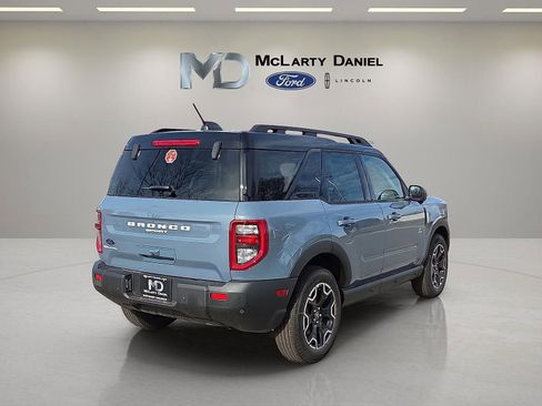 New 2025 Ford Bronco Sport Outer Banks w/ Outer Banks Tech Package+ AWD/4WD image 5