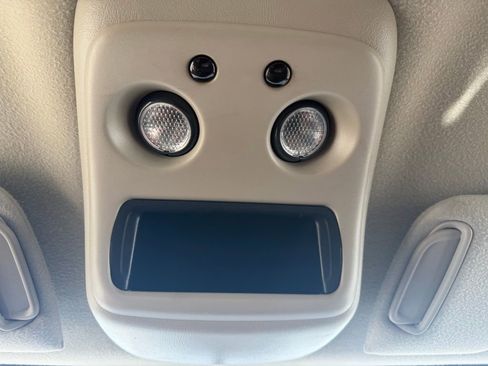 Used 2005 Chevrolet Silverado 1500 4x4 Extended Cab w/ Light Duty Power Package image 15