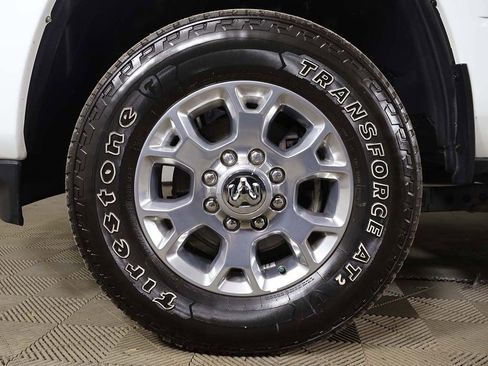 Used 2024 RAM 2500 Laramie AWD/4WD image 17