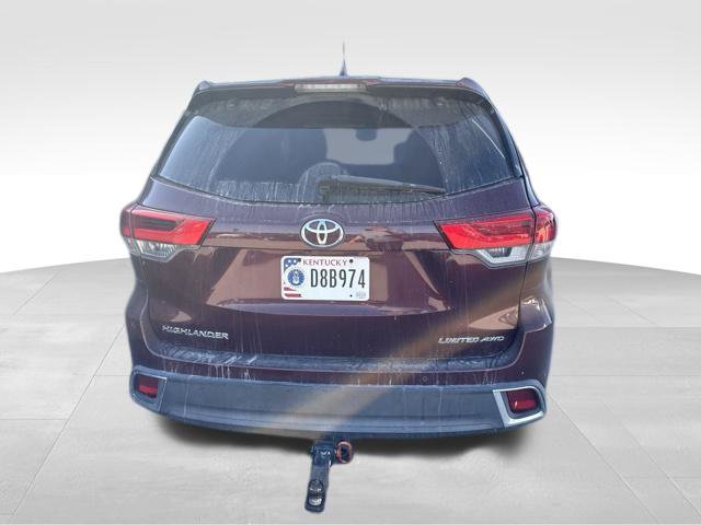 Used 2017 Toyota Highlander Limited AWD/4WD image 5