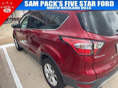 Used 2018 Ford Escape SEL image 6