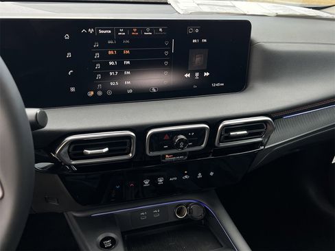 New 2026 Nissan Sentra SR image 11