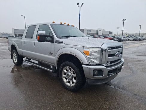 Used 2011 Ford F350 Lariat w/ Chrome Pkg image 1