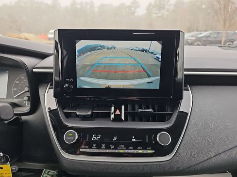 Used 2024 Toyota Corolla LE image 27