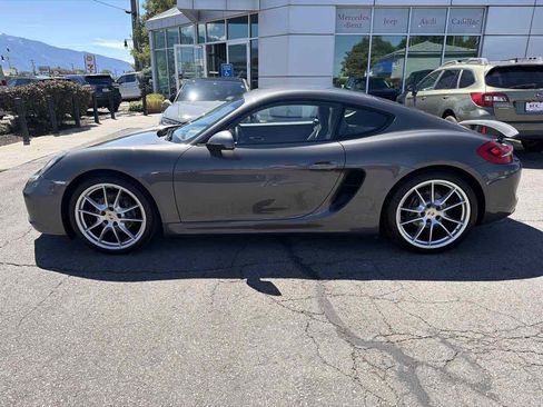 Used 2015 Porsche Cayman RWD image 2