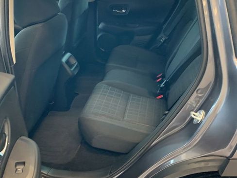 Used 2026 Honda HR-V LX image 6