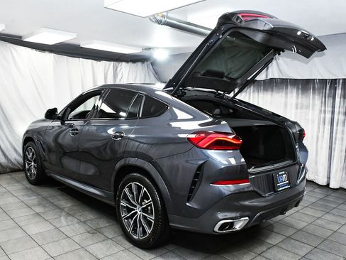 Used 2022 BMW X6 xDrive40i w/ Executive Package image 71