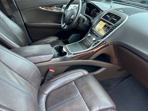 Used 2018 Lincoln MKX Black Label w/ Driver Assistance Package FWD image 15