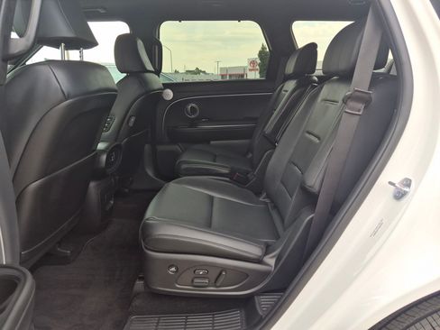 Certified 2026 Hyundai Palisade Calligraphy AWD/4WD image 29