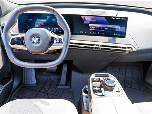 Used 2026 BMW iX xDrive60 image 22
