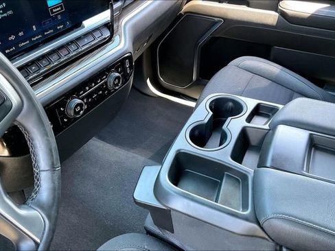 Used 2023 Chevrolet Silverado 1500 LT AWD/4WD image 13