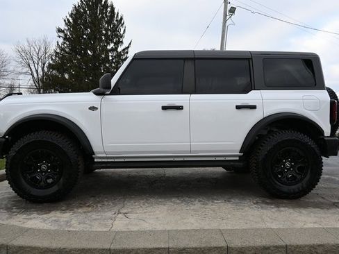 Used 2023 Ford Bronco Wildtrak image 8